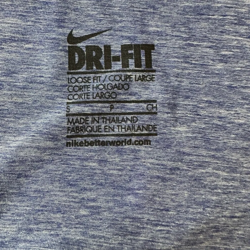 Nike Women's  Tank Top Small Blue‎